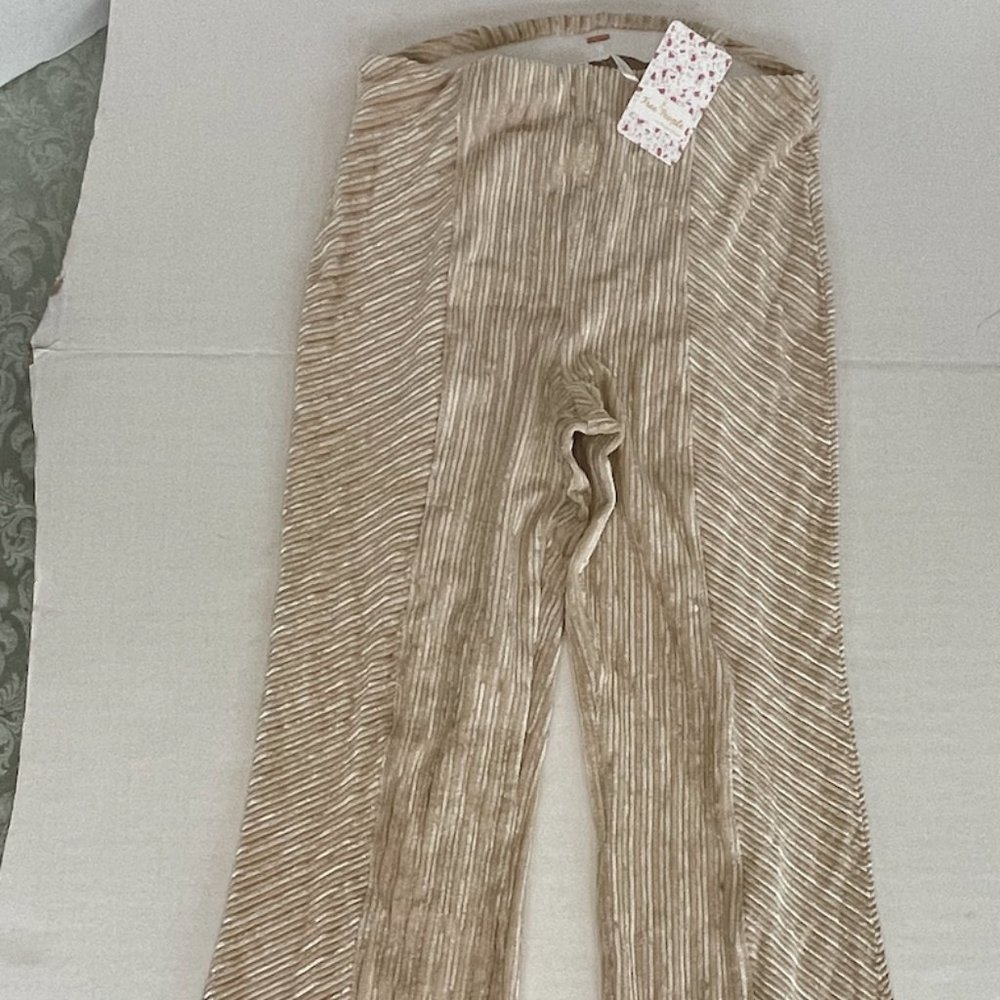 NEW Free People Velvet Flare Pants Size M